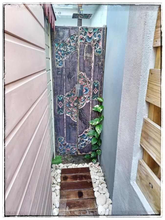 La Cabane D'Artiste Cul de Sac Buitenkant foto